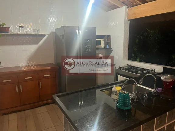 Imagem Casa de 180m² em Jardim das Palmeiras - São Paulo, com 2 dormitórios e 1 suíte por R$ 575.000 para venda e locação