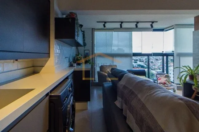 Imagem Apartamento reformado com 55m², 2 dormitórios, sendo 1 suite, 2 banheiros e 1 vaga de garagem. Pos...