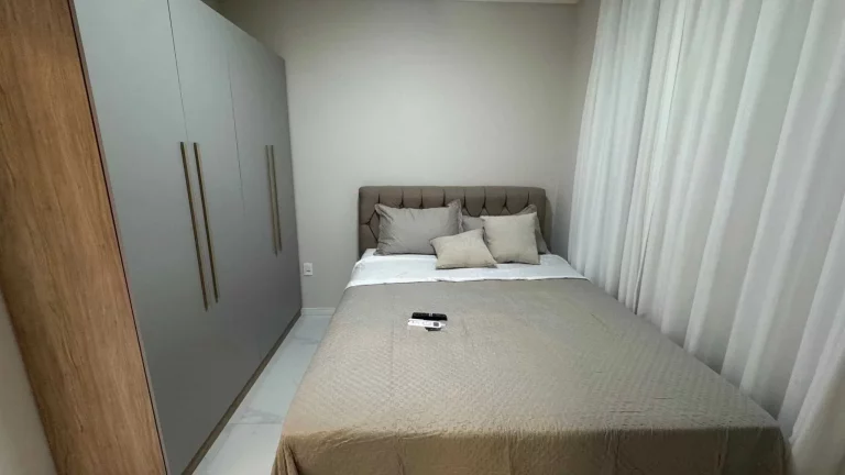Imagem Apartamento com 3 dormitórios sendo 2 suítes e 2 vagas de garagem em Meia Praia Itapema/SC
