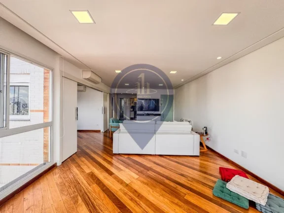 Imagem Imperdível oportunidade de adquirir apartamento de alto padrão em Pinheiros, São Paulo-SP - 3 quartos, 2 suítes, 2 salas, 3 banheiros, 2 vagas de garagem, 118,00 m² de área.