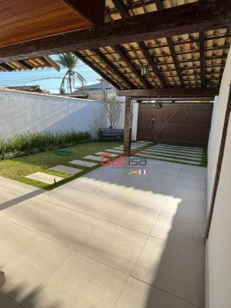 Imagem Casa com 3 dormitórios à venda, 200 m² por R$ 799.000,00 - Palmeiras - Cabo Frio/RJ