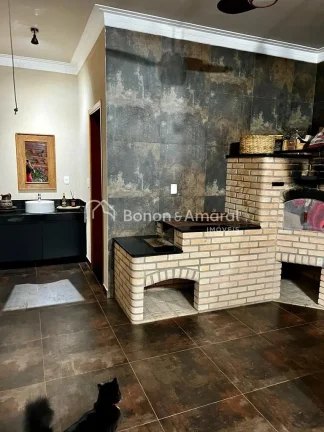 Imagem Casa térrea com 3 quartos (todos suítes, sendo a máster com closet), em terreno de 750 m² e 374 ...