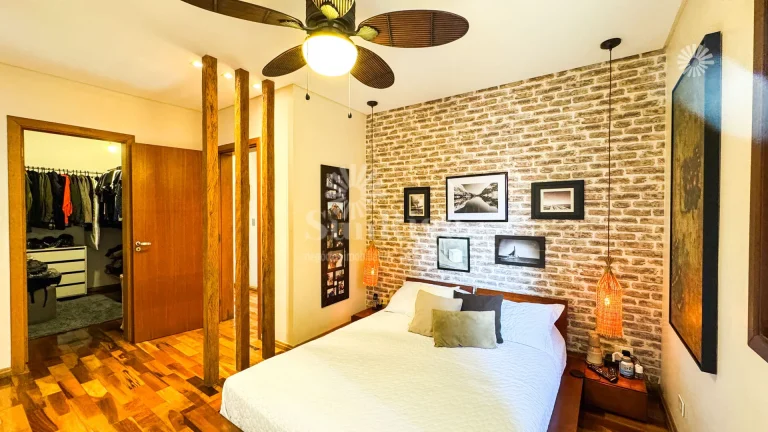 Imagem Casa para venda com 3 quartos e 2 vagas 333 m2 - R$1.250.000 - Vila Verde - Granja Viana - Itapevi/SP