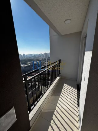 Imagem Apartamento 2 Dormitórios com Varanda em Condomínio Completo