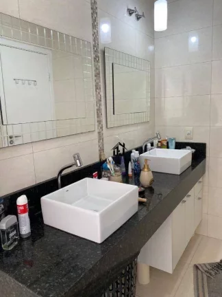 Imagem Casa com 3 dormitórios sendo 1 suíte à venda, 180 m² por R$ 1.373.000 - Condominio Parque Esplanada - Votorantim/SP