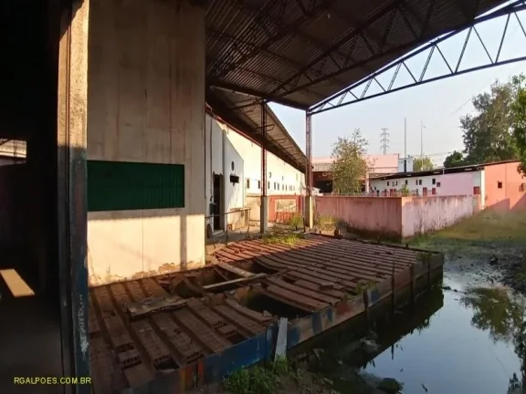 Imagem Galpão para Venda em DUQUE DE CAXIAS, Centro, 6 banheiros