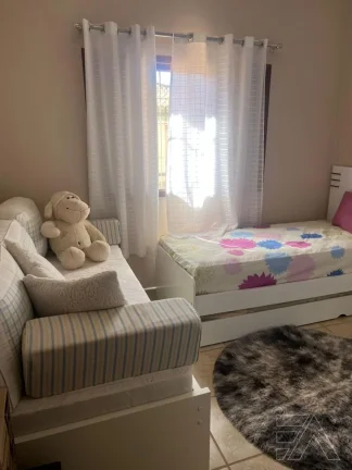 Imagem ATIBAIA BELVEDERE. CASA COM PISCINA. 04 DORM.