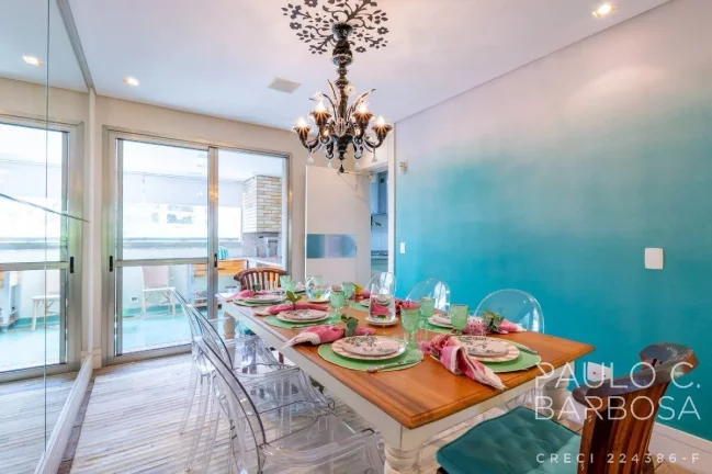 Imagem Vila Suzana Venda - 3 Dormitórios (2 Suítes) - 4 Vagas - 250m²