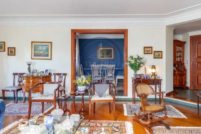 Imagem Apartamento de luxo à venda em Indianópolis, São Paulo-SP: 4 quartos, 3 suítes, 2 salas, 5 banheiros, 3 vagas, 200m².
