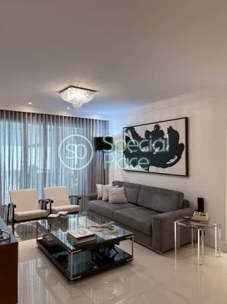 Imagem Belíssimo imóvel finamente decorado. São 123m2 de área privativa, 3 dormitórios ( 1 suíte) e 2...
