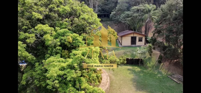 Imagem Sítio com 42000 m2, 06 suites, Piscina, Lago, Adega, Báia, Casa caseiro