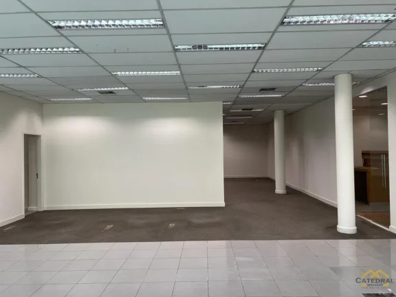 Imagem Ponto Comercial tipo Prédio para locação - Chácara Urbana - Jundiaí/SP