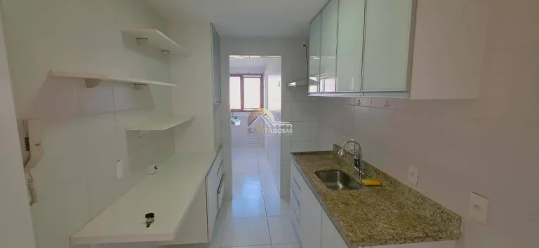 Imagem Alugo apartamento no Alphaville Salvador: 2/4 (1 suíte) nascente, varanda gourmet c/ cortina de vid
