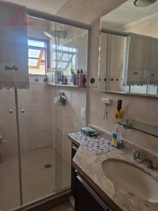 Imagem Oportunidade - Casa em condomínio - 3 dorms.