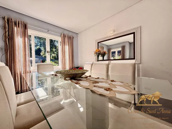 Imagem Casa de 3 dormitórios a venda em Campos do Jordão