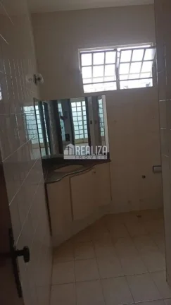 Imagem Casa à venda: 3 dormitórios, suíte, e muito mais no bairro Residencial Estados Unidos, em Uberaba