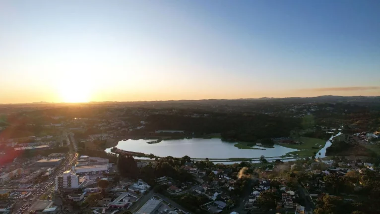 Imagem Apartamento para Venda em Curitiba, Bigorrilho, 3 dormitórios, 3 suítes, 4 banheiros, 2 vagas