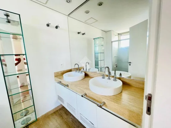 Imagem Apartamento com 3 Quartos à Venda, 215 m² em Sumaré - São Paulo