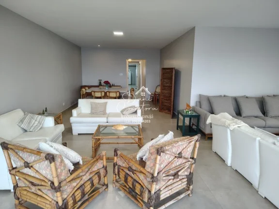 Imagem Apartamento atualizado frente mar nas Astúrias, Guarujá-SP: 3 suítes, 2 salas, 5 banheiros, 2 vagas de garagem, 192m² e suíte de empregada