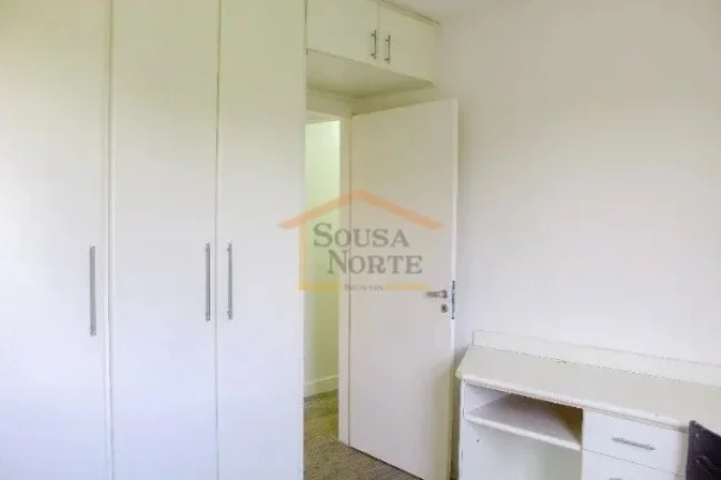 Imagem Apartamento originalmente com 4 dormitórios, sendo 1 suíte, 1 dos dormitórios e banheiro foram tr...