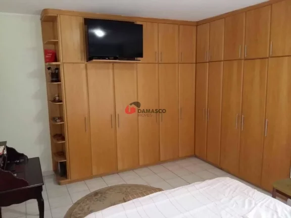 Imagem Sobrado à venda 3 Quartos, 1 Suite, 5 Vagas, 215M², Boa Vista, São Caetano do Sul - SP