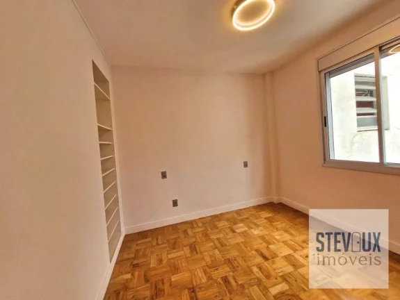 Imagem Apartamento reformado com 3 dormitórios e vaga fixa