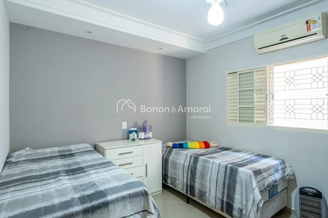 Imagem Maravilhoso sobrado com 404 m² de área construída, sendo 03 suítes com ar condicionado(uma no pi...