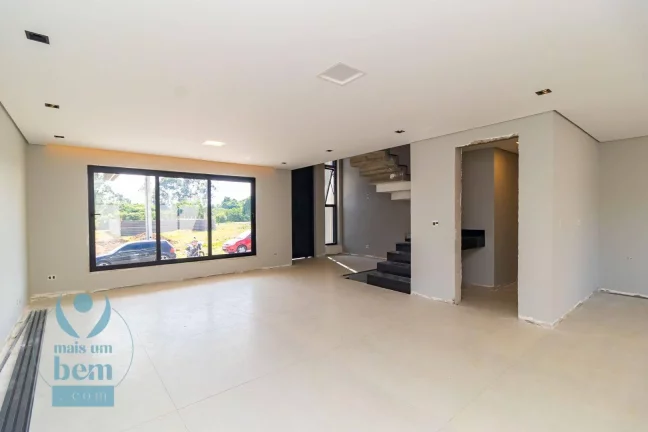 Imagem Sobrado Alto Padrão com 3 Suítes, 4 Vagas, Espaço Gourmet à venda, 290 m² por R$ 1.700.000 - Costeira - São José dos Pinhais/PR
