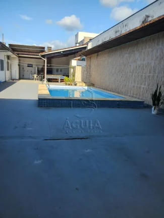 Imagem Linda Casa a venda no Sumaré em Caraguatatuba !!!