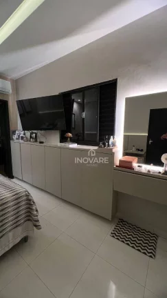 Imagem Casa com 3 dormitórios à venda, 225 m² por R$ 850.000,00 - Jardim Leonora Ll - Itumbiara/GO