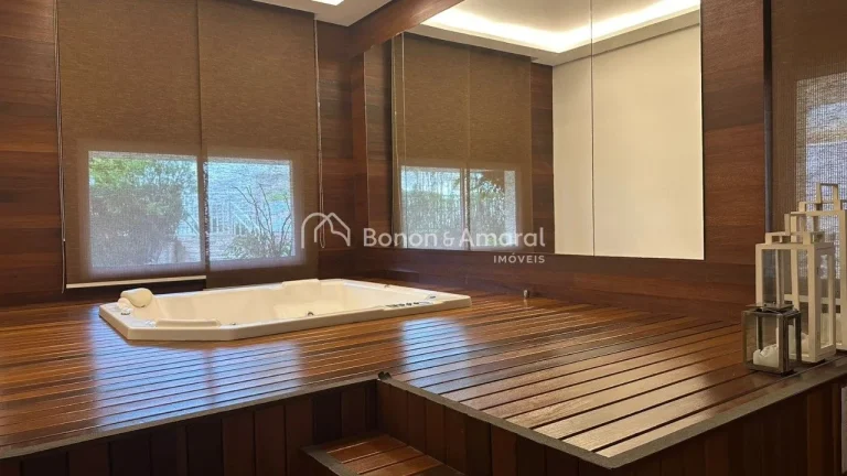 Imagem Apartamento com 119m², localizado em um dos bairros mais valorizados e desejados de Campinas. Conta...