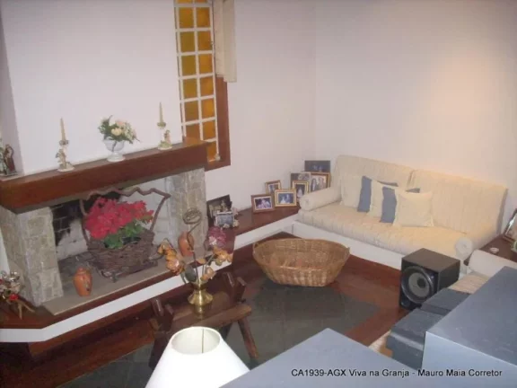Imagem Casa com 3 dormitórios à venda, 310 m² por R$ 1.500.000,00 - Granja Viana - Carapicuíba/SP