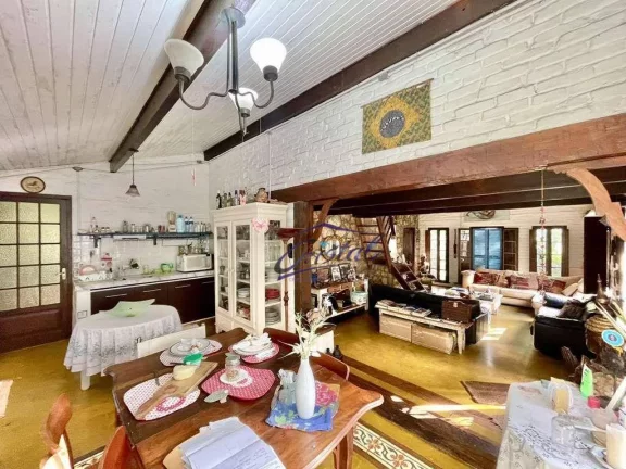 Imagem Casa com 3 quartos (1 suíte), 440 m² - venda ou aluguel - Vila Real Moinho Velho - Embu das Artes/SP