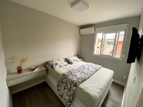 Imagem Lindo Apartamento Totalmente Mobiliado em localização excelente de Novo Hamburgo