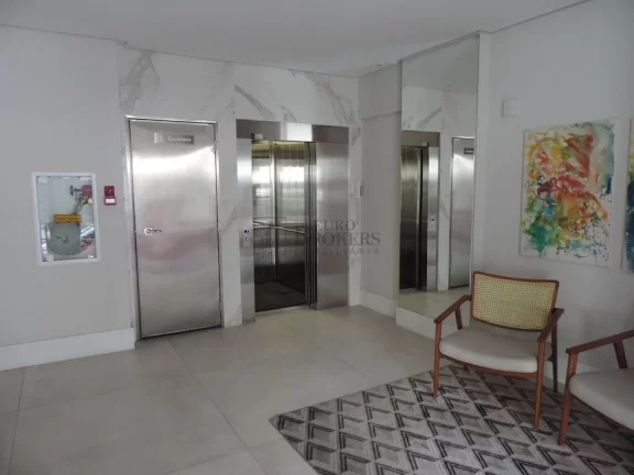 Imagem Apartamento com 3 dormitórios à venda no Centro de Balneário Camboriú/SC