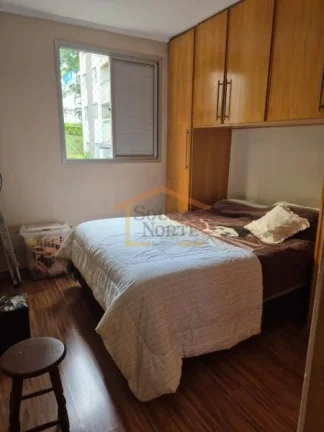 Imagem Apartamento com 65m², dispõe de 3 dormitórios, 1 banheiro, sala para dois ambientes, varanda, coz...