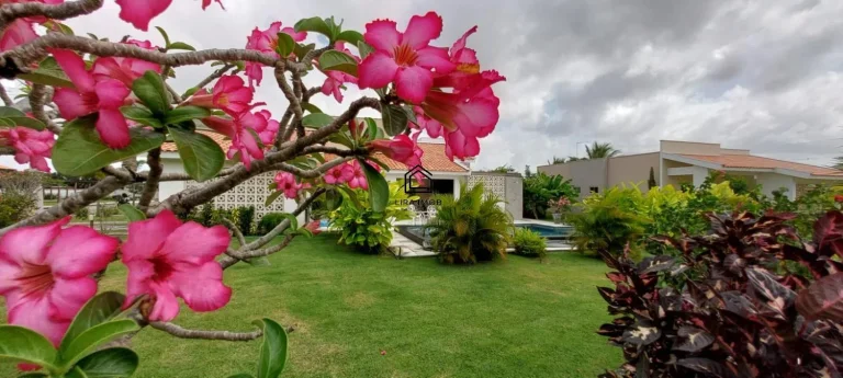 Duas casas no Cond. de alto padrão Chácara Bonfim em Nísia Floresta RN