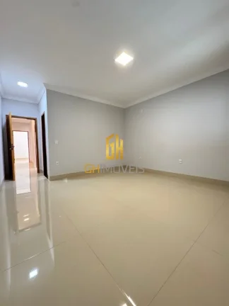 Imagem GH1935

A casa possui:

- 4 quartos (2 suite);
- 1 banheiro social;
- Sala; 
- Cozinha; 
- Área de ...