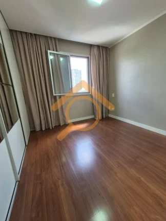Imagem Cobertura de luxo em Santo Amaro: 3 quartos, 1 suíte, 2 salas, 2 vagas. Agende sua visita agora!