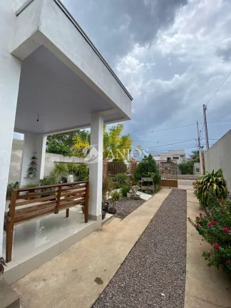 Imagem CASA DISPONIVEL PARA VENDA, NO RESIDENCIAL BURITIS EM SINOP-MT.