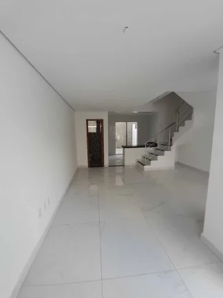 Imagem Casa Duplex em Vila Cloris - Belo Horizonte