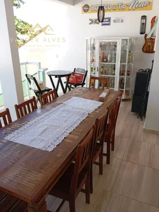 Imagem Imperdível oportunidade de adquirir sua casa dos sonhos em Pontal do Paraná-PR, Balneário Praia de Shangrilá! 3 quartos, 1 suíte, 2 salas, 2 vagas de garagem, 300,00 m² de área.