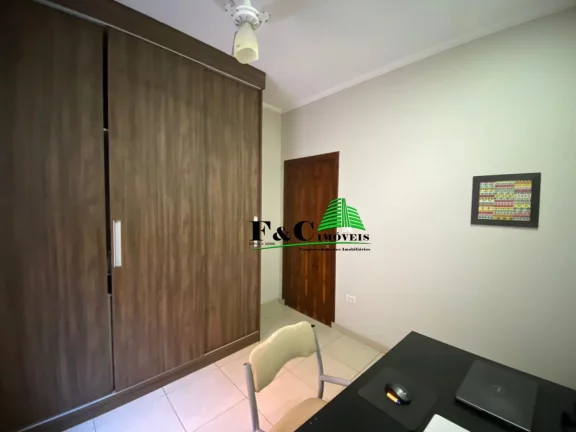 Imagem Casa para Venda em Americana, Jardim Ipiranga, 3 dormitórios, 1 suíte, 3 banheiros, 4 vagas