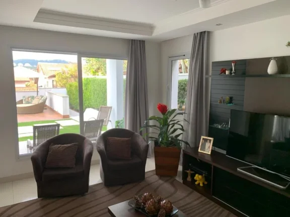 Imagem Casa em Alphaville - 300m²