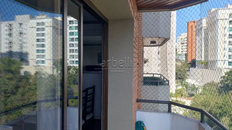 Imagem Excelente Apartamento na Vila Andrade medindo 118m² distribuídos em 03 Dormitórios sendo uma suí...