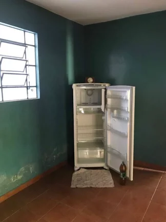 Imagem CASA À VENDA 58 M² EM BANGU COM EXCELENTE TERRENO 360 M² NA TOTALIDADE