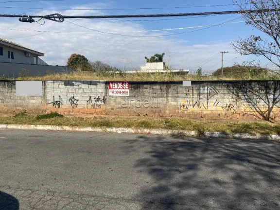 Imagem Terrenos planos contíguos sendo um terreno com medidas de 420 e o outro terreno com 539 metros quad...