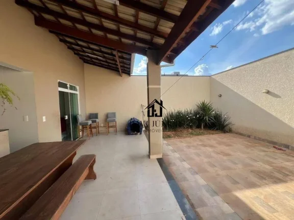 Imagem Casa com 2 dormitórios à venda, 116 m² por R$ 680.000,00 - Condomínio Helena Maria - Sorocaba/SP