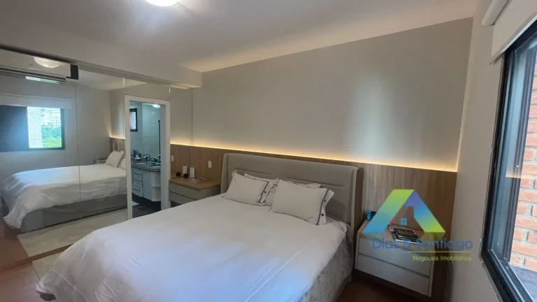 Imagem Apartamento de alto padrão com 170m² em Moema Pássaros fora da rota dos aviões e a 10 minutos a pé do Parque Ibirapuera.