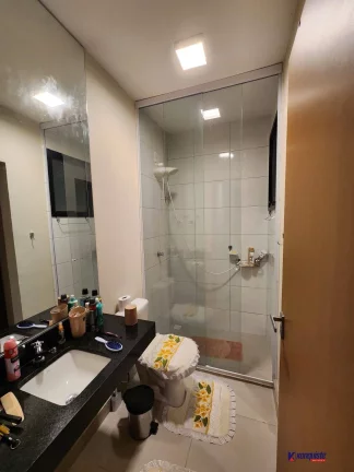 Imagem VENDO CASA DE 4/4 EM CONDOMINIO NO SIM